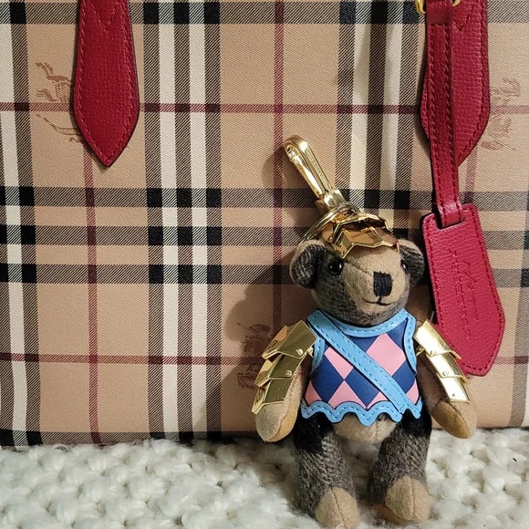Burberry Knight Bear Keychain - Picture 7 of 8